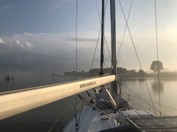 NOMAS voor anker bij Makkum